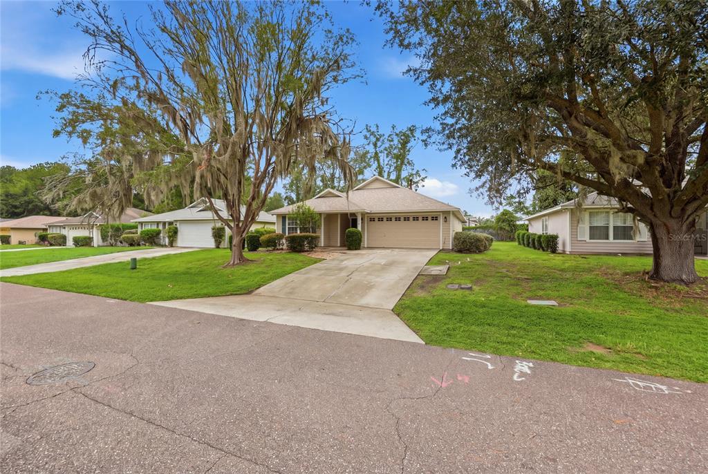 7106 NW 121ST AVENUE, ALACHUA, FL — photo 2 of 30