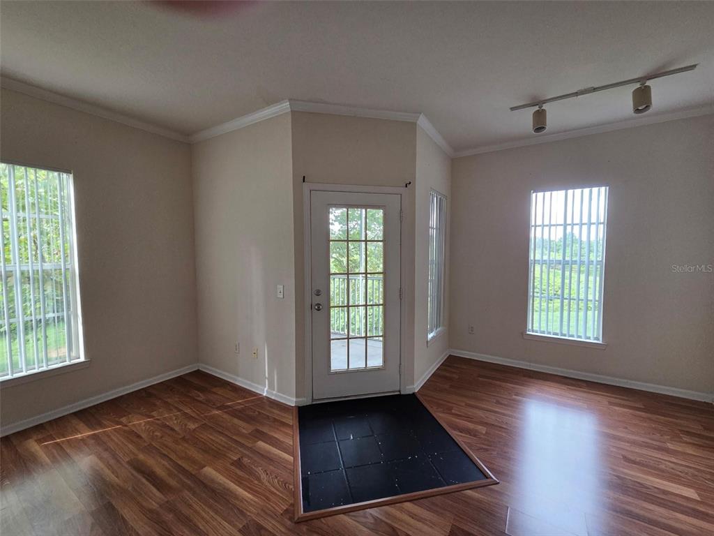1207 HIGH HAMMOCK DRIVE UNIT 202, TAMPA, FL — photo 2 of 6