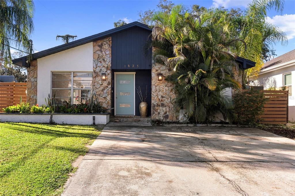 1825 E ESKIMO AVENUE, TAMPA, FL — photo 3 of 30
