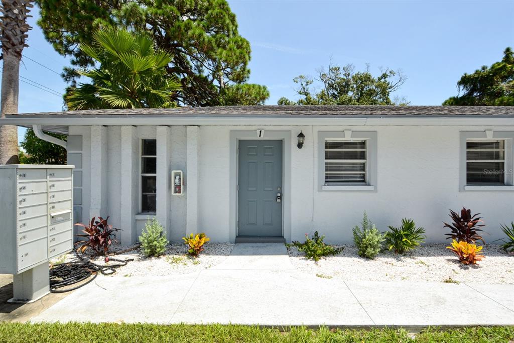 2519 9TH AVENUE W UNIT 1, BRADENTON, FL — photo 2 of 16