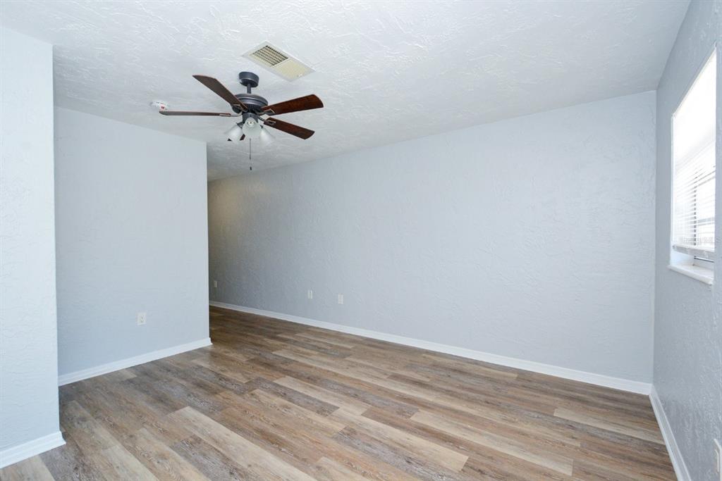 2519 9TH AVENUE W UNIT 1, BRADENTON, FL — photo 3 of 16