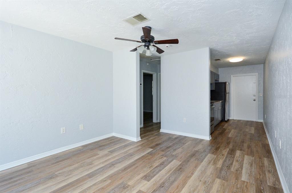 2519 9TH AVENUE W UNIT 1, BRADENTON, FL — photo 4 of 16
