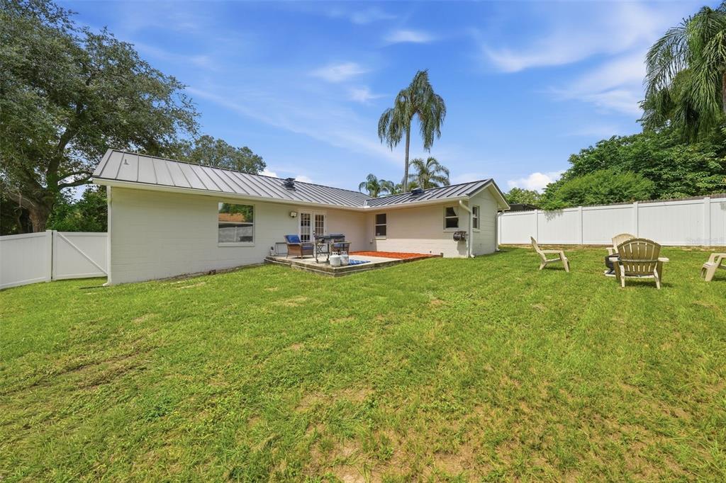 116 LILLIAN STREET, MINNEOLA, FL — photo 5 of 21