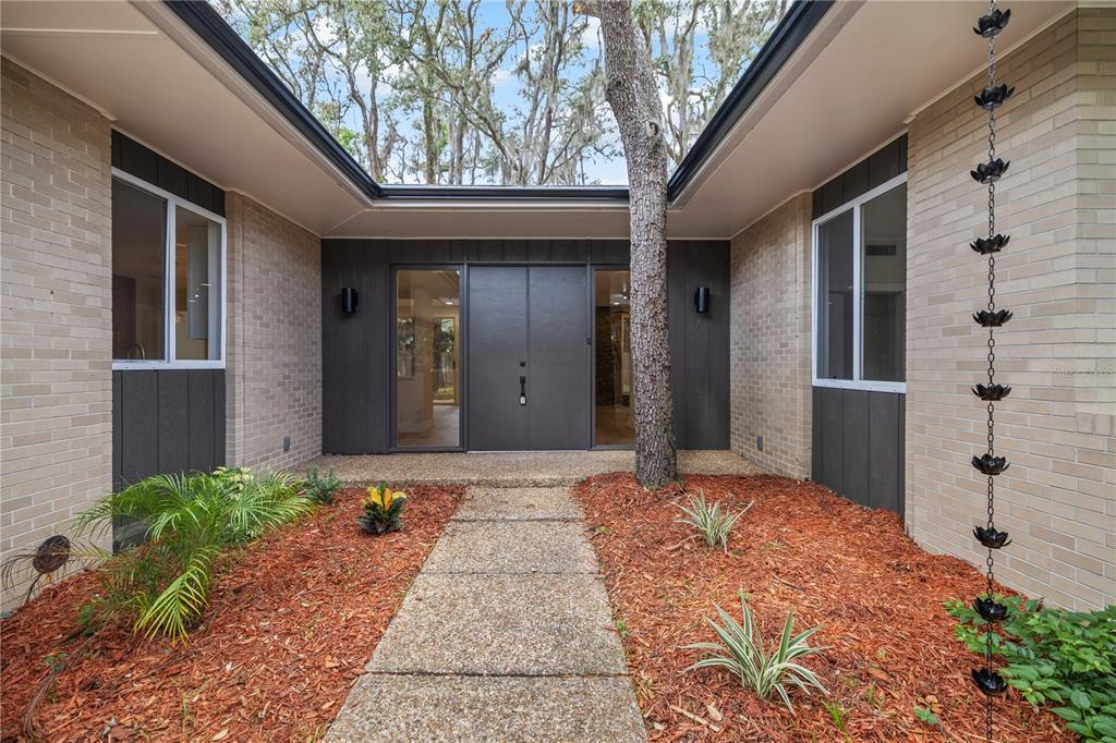 426 FERN CLIFF AVENUE