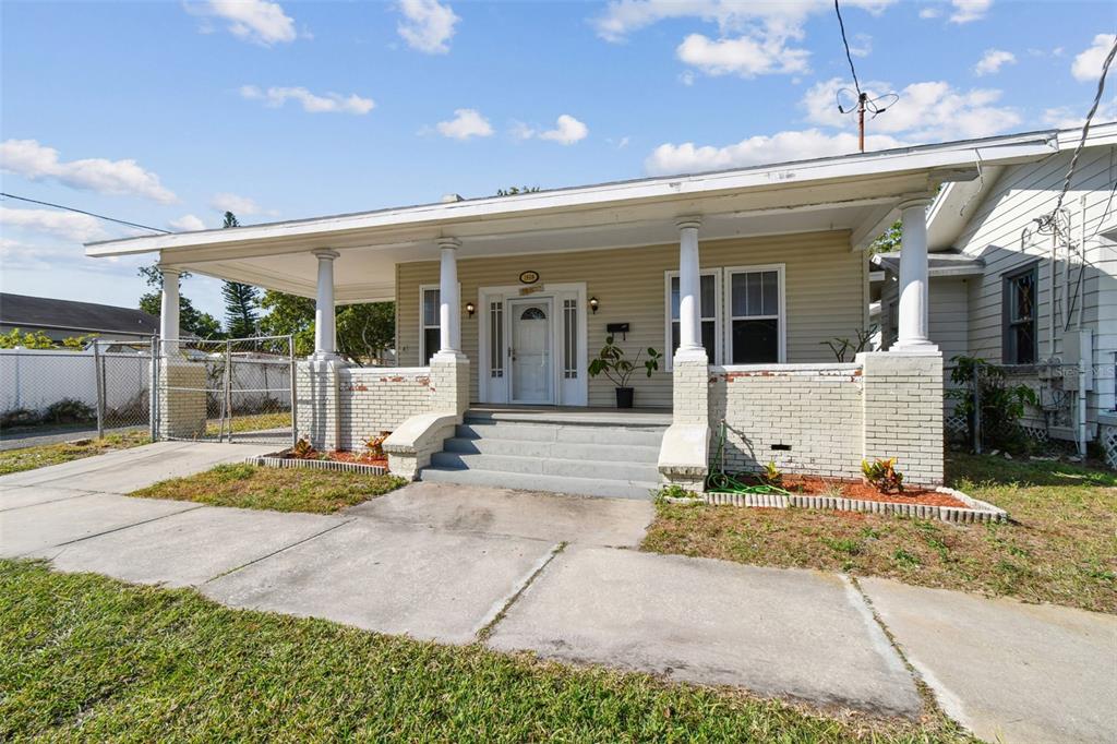 1808 N TAMPANIA AVENUE