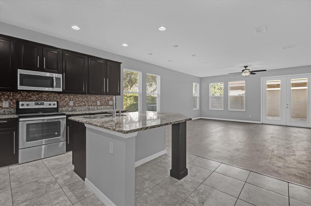 11267 GRANDER DRIVE, WINDERMERE, FL — photo 5 of 34
