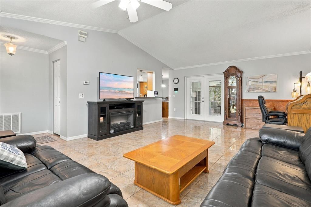 2188 8TH AVENUE, DELAND, FL — photo 5 of 30