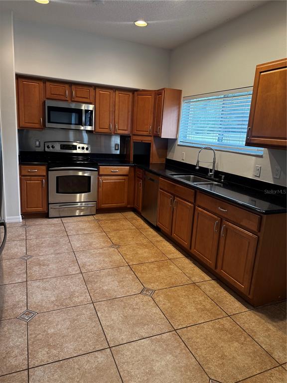 2742 DOVER GLEN CIRCLE, ORLANDO, FL — photo 3 of 23