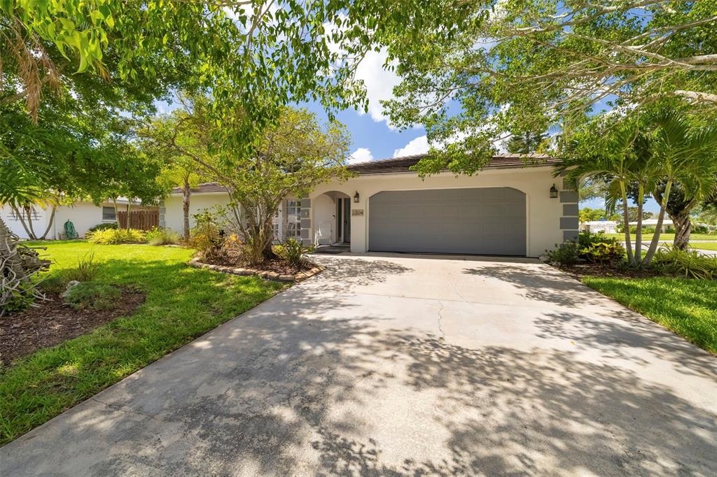 3304 SPRING MILL CIRCLE