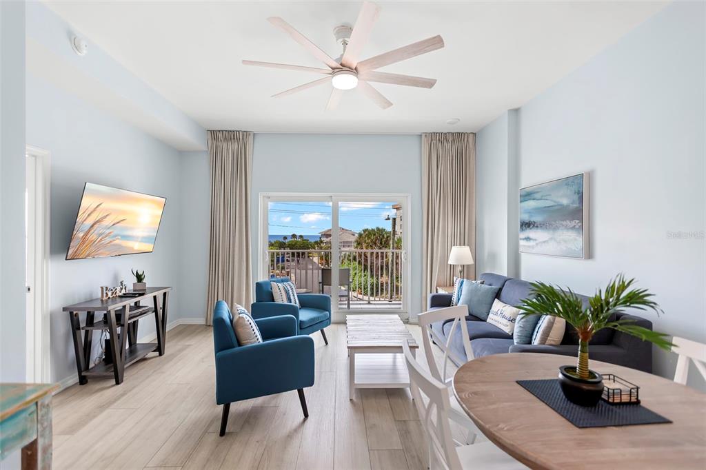 13101 GULF BOULEVARD UNIT 1302, MADEIRA BEACH, FL — photo 5 of 30