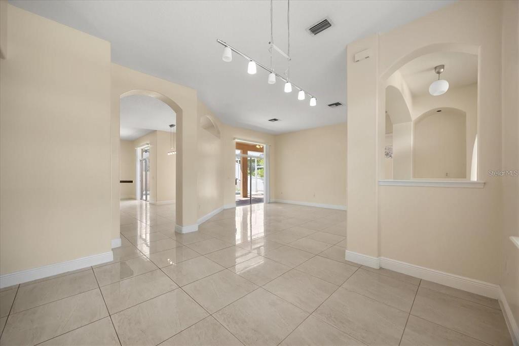 1376 SHELTER ROCK ROAD, ORLANDO, FL — photo 5 of 33