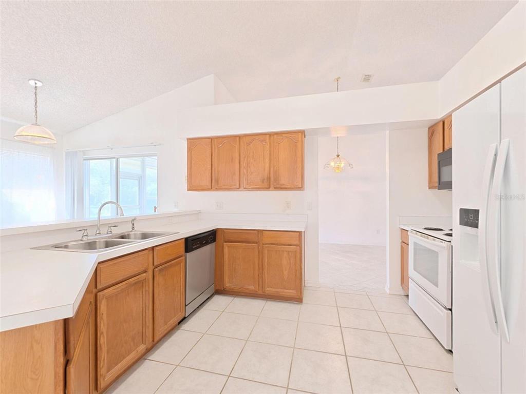 3561 SCOUTOAK LOOP, OVIEDO, FL — photo 5 of 29
