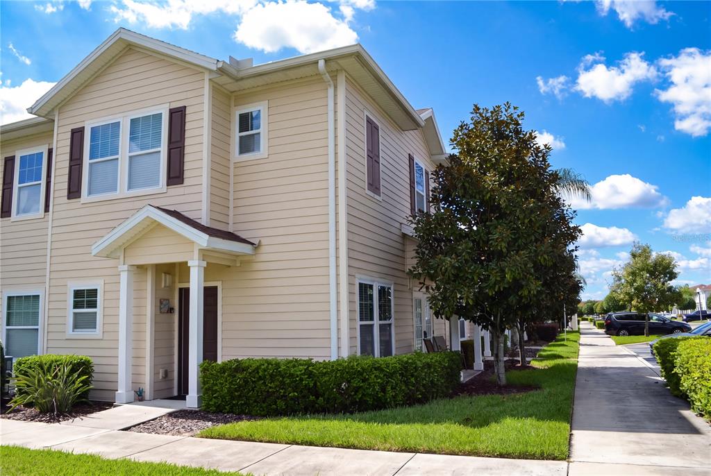8900 SHINE DRIVE, KISSIMMEE, FL — photo 2 of 38