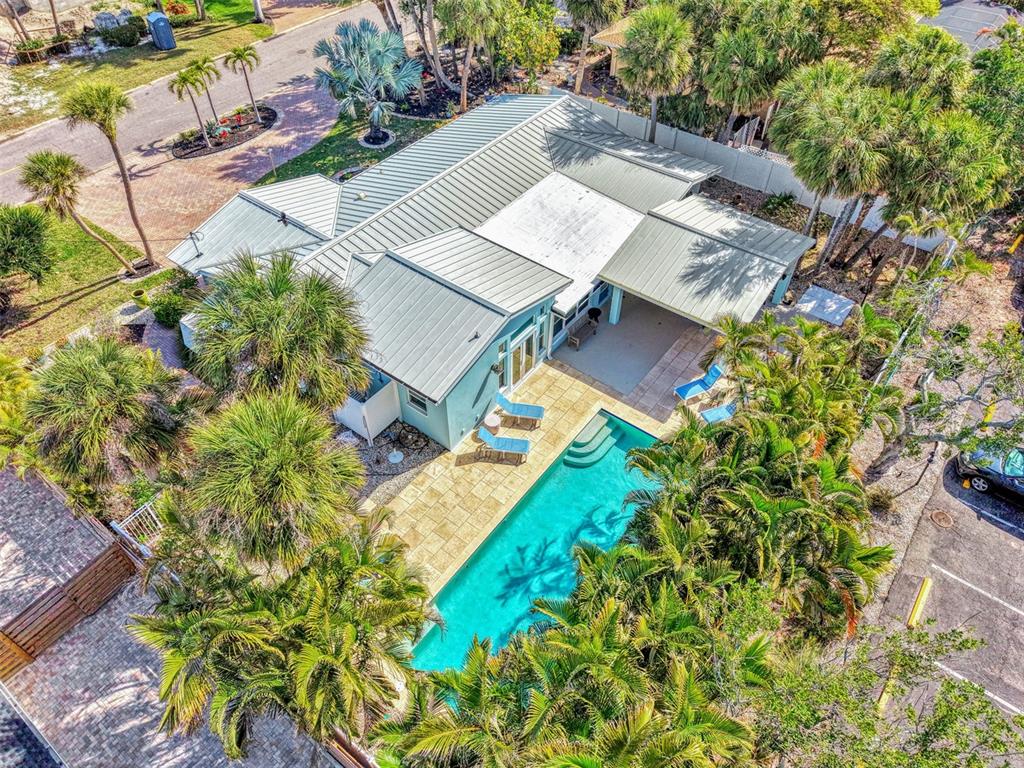 5628 CAPE LEYTE DRIVE