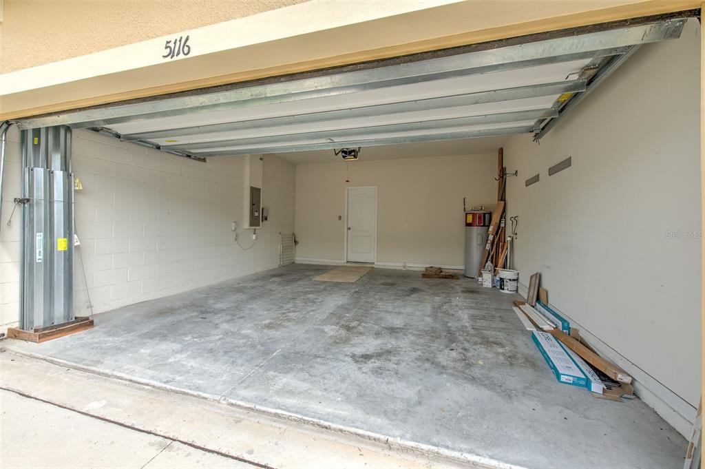 5116 BAY ISLE CIRCLE, CLEARWATER, FL — photo 3 of 30