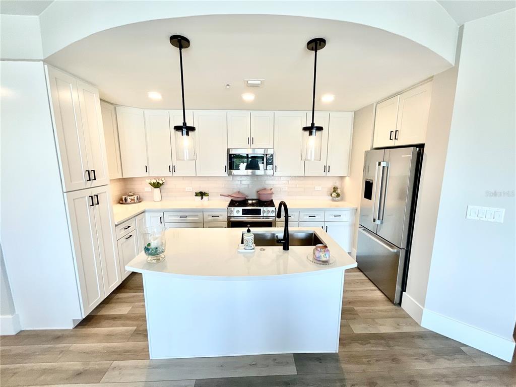 231 2ND STREET S UNIT 304, SAFETY HARBOR, FL — photo 2 of 27