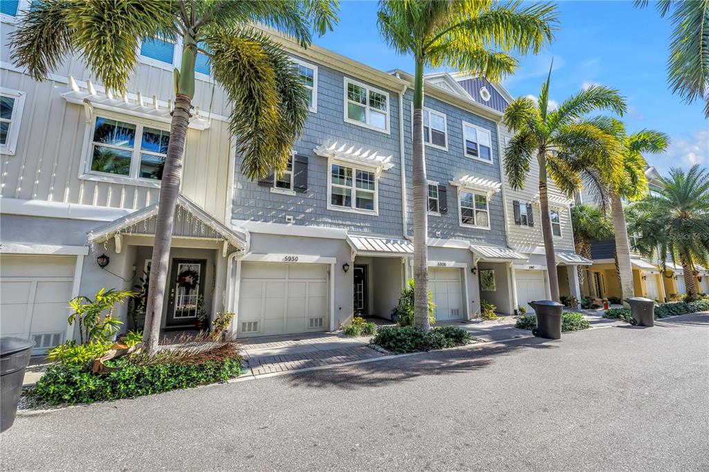 5930 ANCHROAGE WAY S, ST PETERSBURG, FL — photo 3 of 94