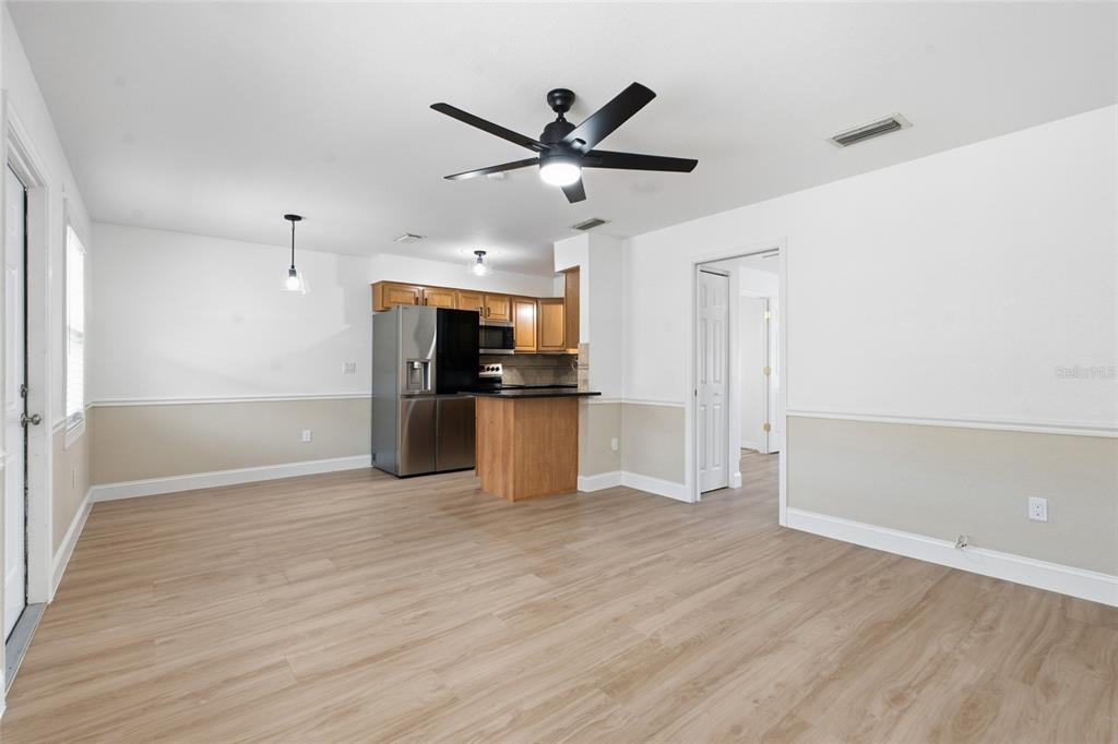 927 GULF BOULEVARD UNIT 50, INDIAN ROCKS BEACH, FL — photo 4 of 30