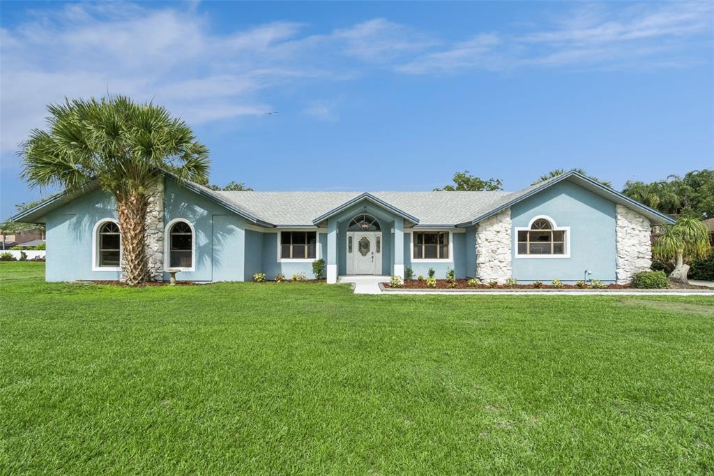 2827 SHADOW WOOD COURT