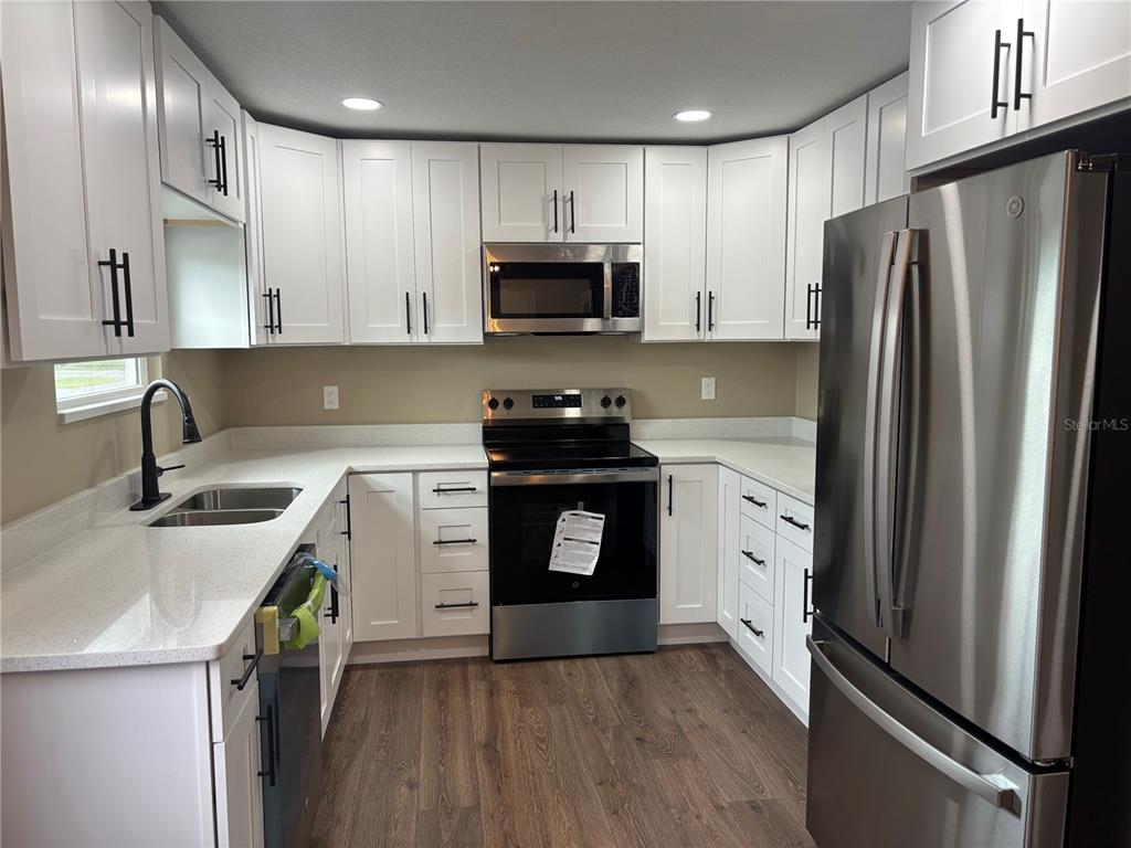 518 ORANGE STREET, AUBURNDALE, FL — photo 4 of 24
