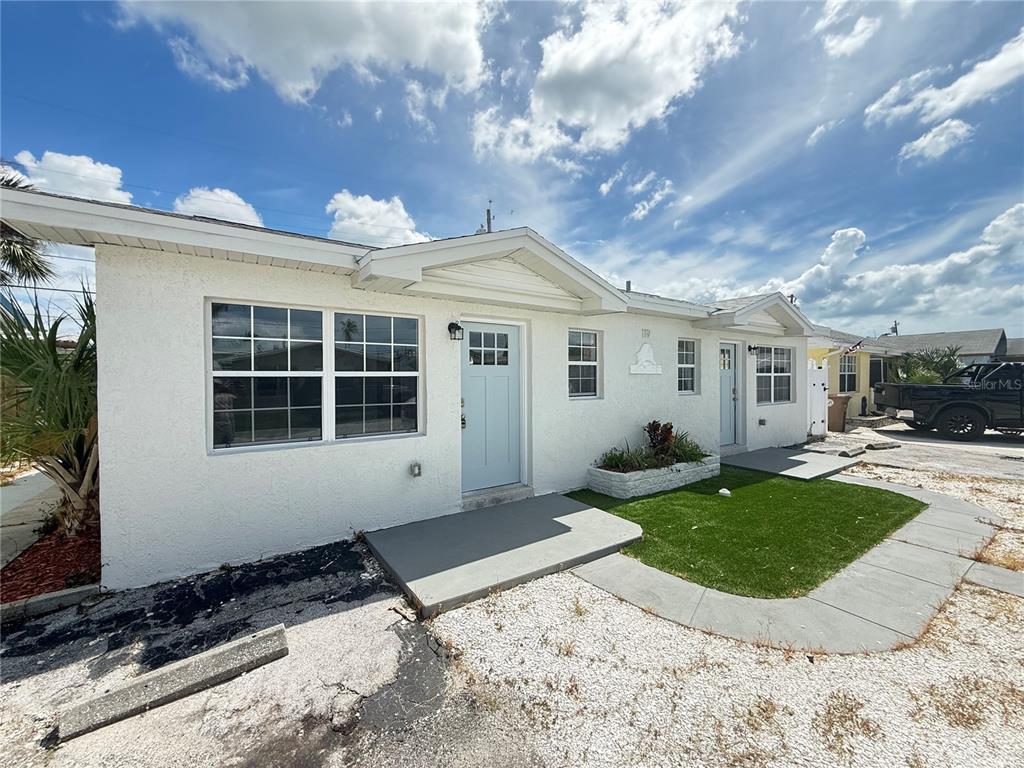 119 147TH AVENUE E UNIT A, MADEIRA BEACH, FL — photo 5 of 25
