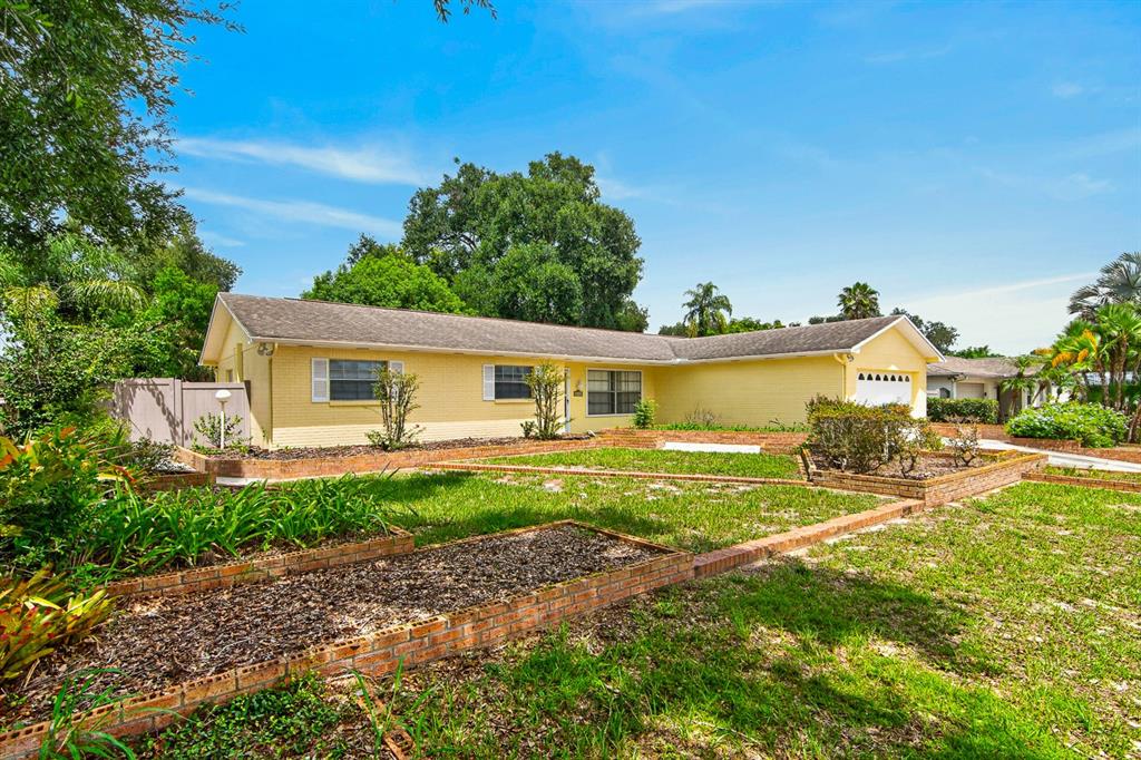 3832 PARKSIDE DRIVE, VALRICO, FL — photo 4 of 30
