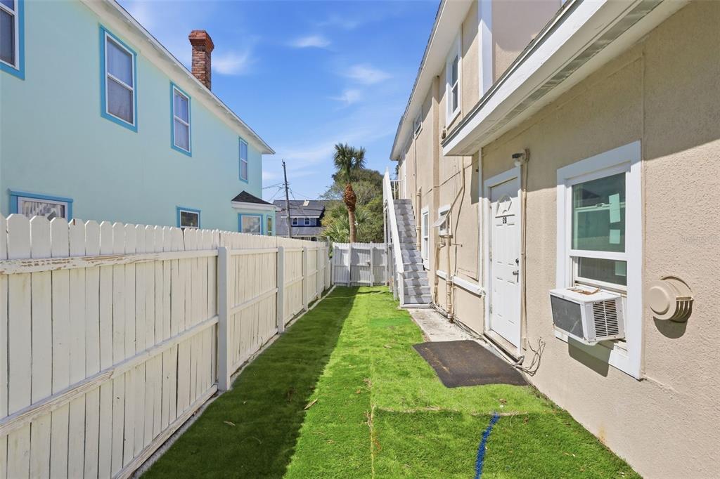 13 S OLEANDER AVENUE, DAYTONA BEACH, FL — photo 4 of 21
