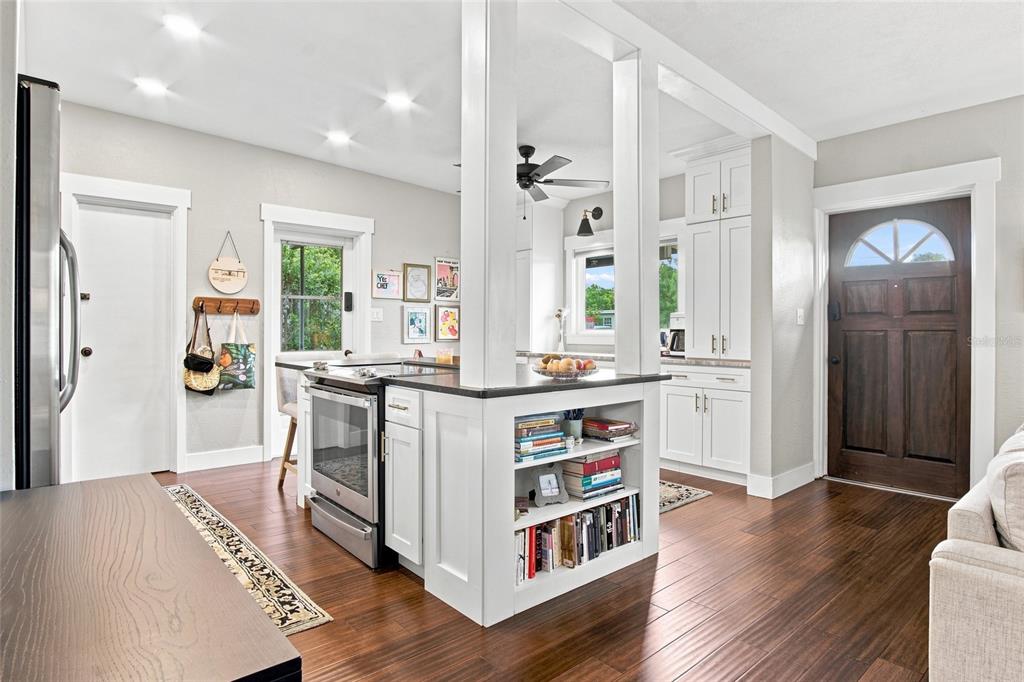 3215 JAN DRIVE, ORLANDO, FL — photo 4 of 27