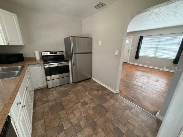 1111 ASTURIA WAY S, ST PETERSBURG, FL — photo 5 of 16