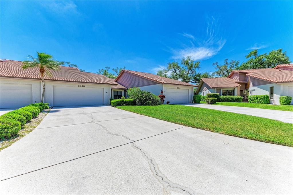 3946 WILSHIRE CIRCLE E UNIT 168