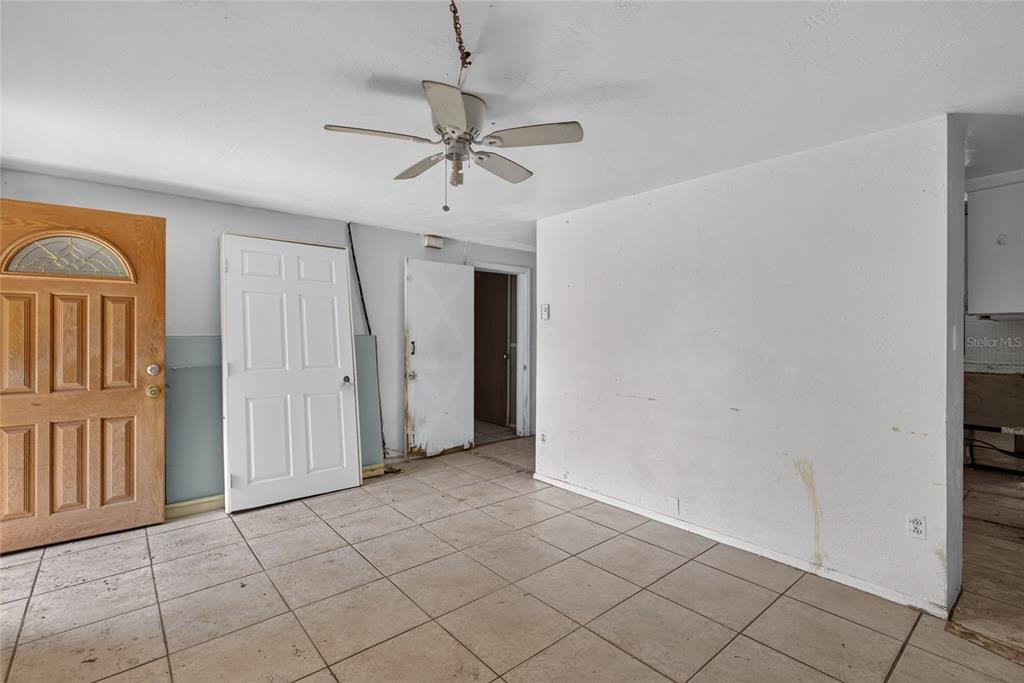 6701 POMANDER AVENUE, NEW PORT RICHEY, FL — photo 4 of 20