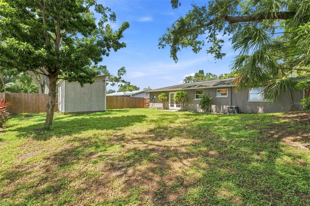 2801 CANDLEWOOD STREET, CLEARWATER, FL — photo 3 of 30