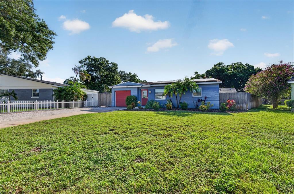 4311 63RD WAY N, ST PETERSBURG, FL — photo 3 of 30
