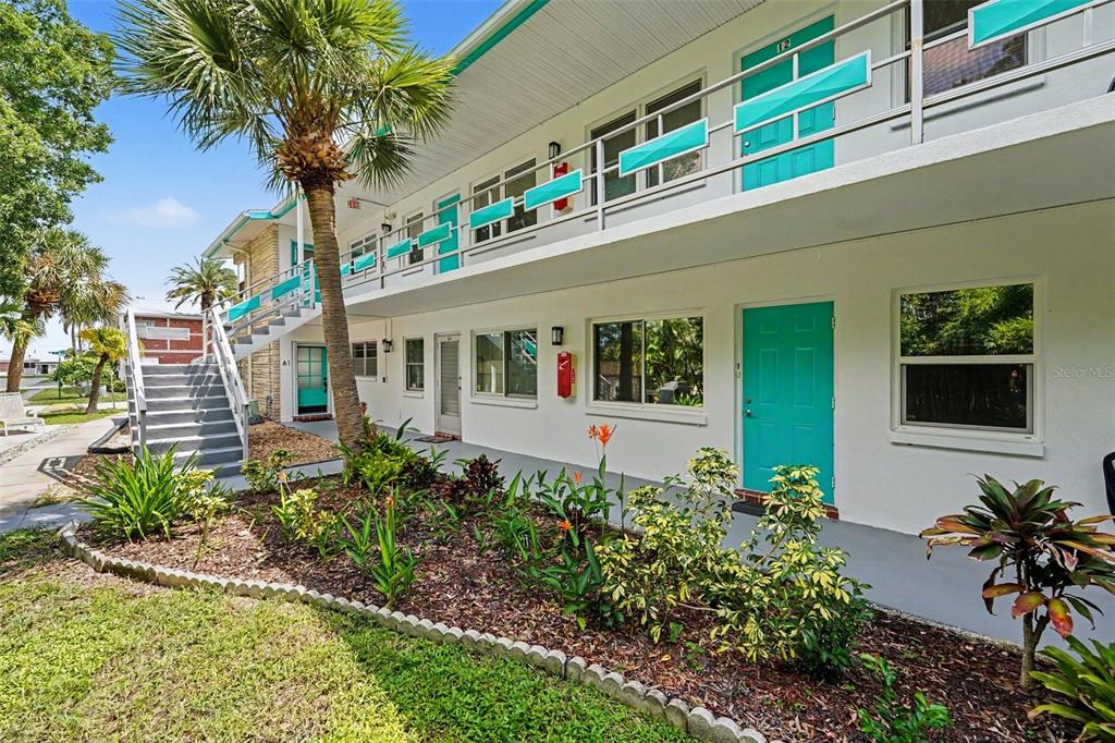 6100 21ST STREET N UNIT 3, ST PETERSBURG, FL — photo 2 of 34