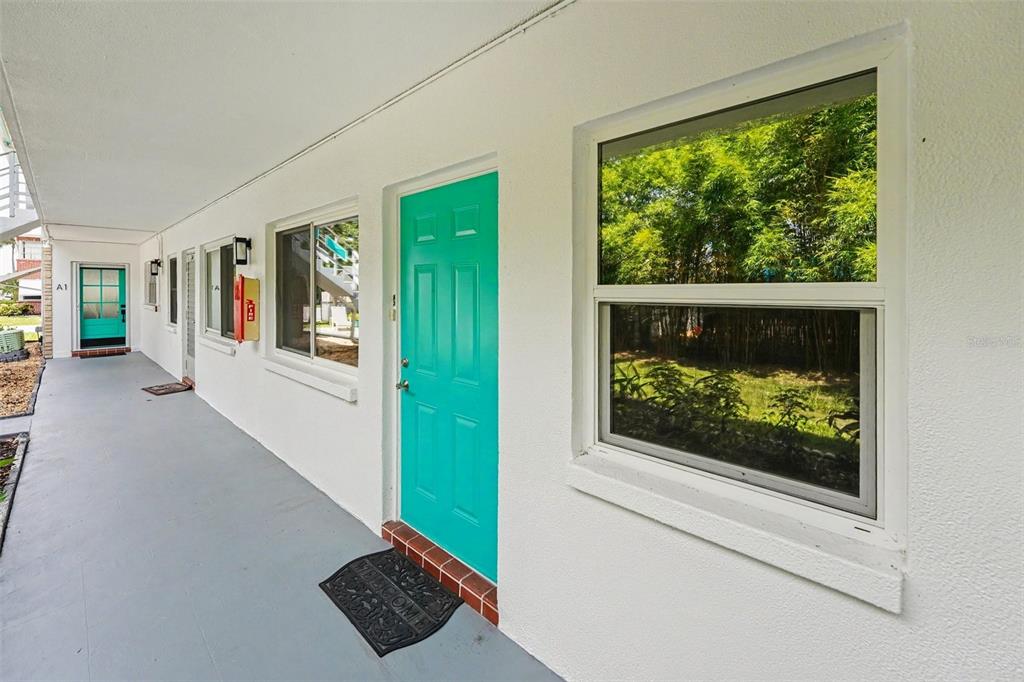 6100 21ST STREET N UNIT 3, ST PETERSBURG, FL — photo 3 of 34