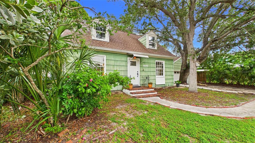 5879 27TH AVENUE S, GULFPORT, FL — photo 4 of 24