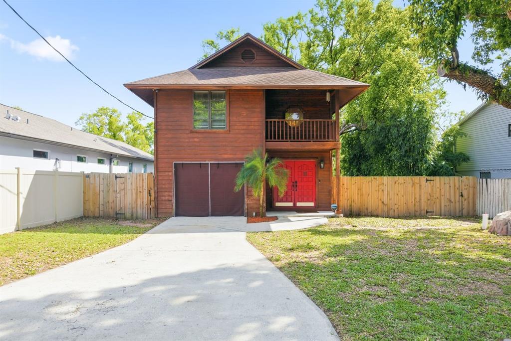 2204 HOWARD LANE