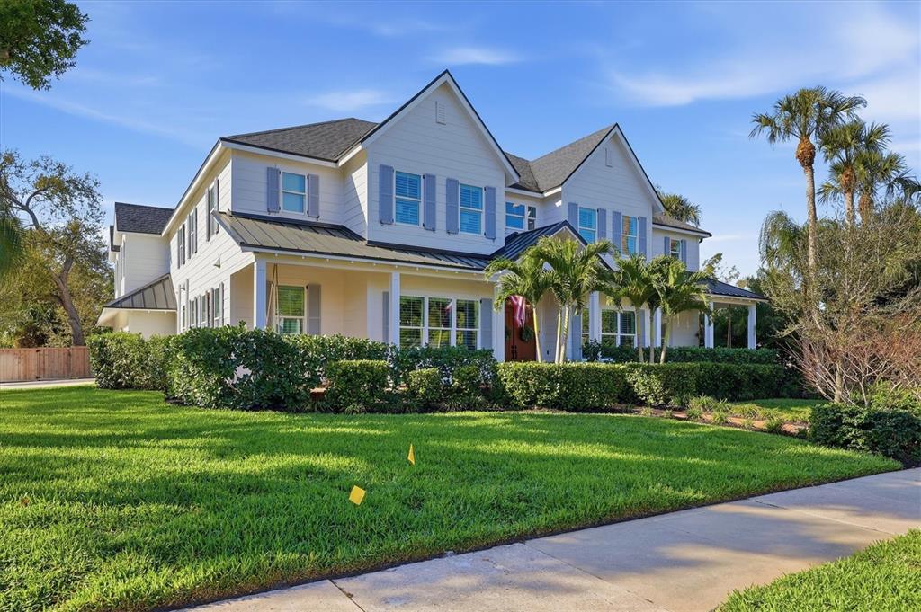 1686 NORTH DRIVE