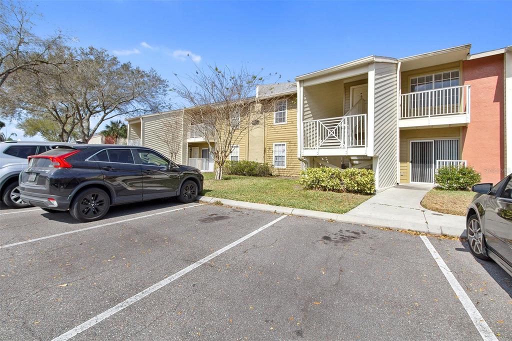 302 LAKE PARSONS GREEN UNIT 203
