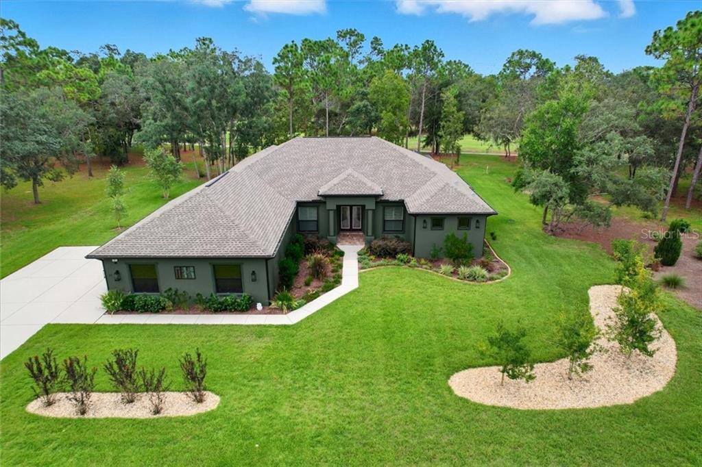 27 Woodfield CIRCLE