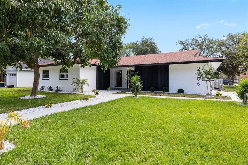 2306 S SAN JOSE CIRCLE, TAMPA, FL — photo 3 of 51