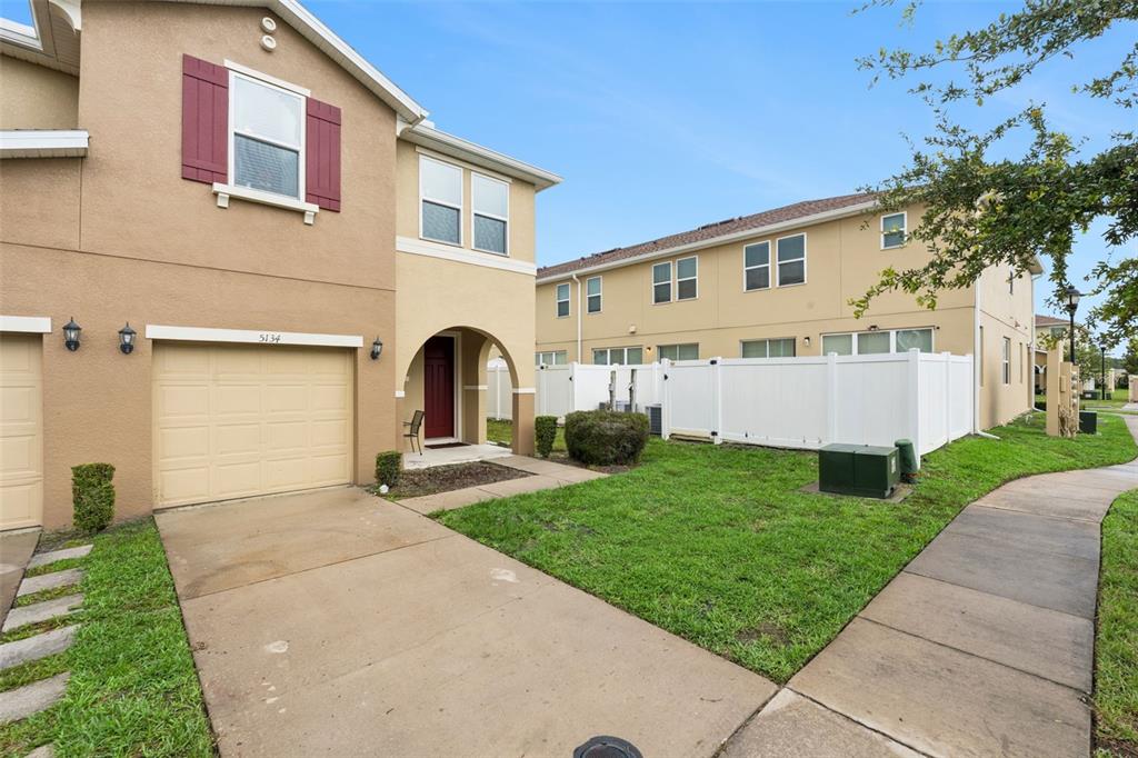 5134 ADELAIDE DRIVE, KISSIMMEE, FL — photo 2 of 30