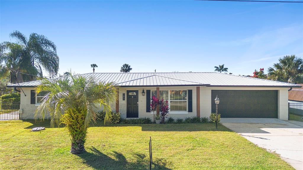 1617 PARADISE LANE