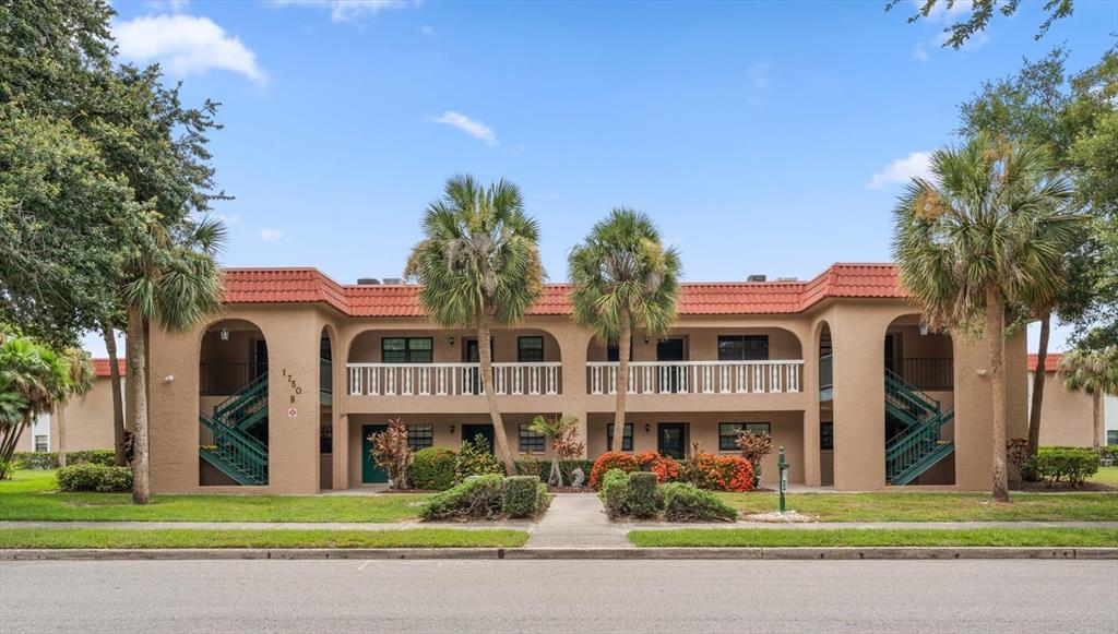 1750 BELLEAIR FOREST DRIVE UNIT B8