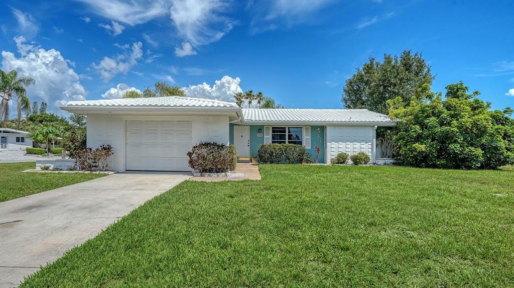 2822 SAFE HARBOR CIRCLE