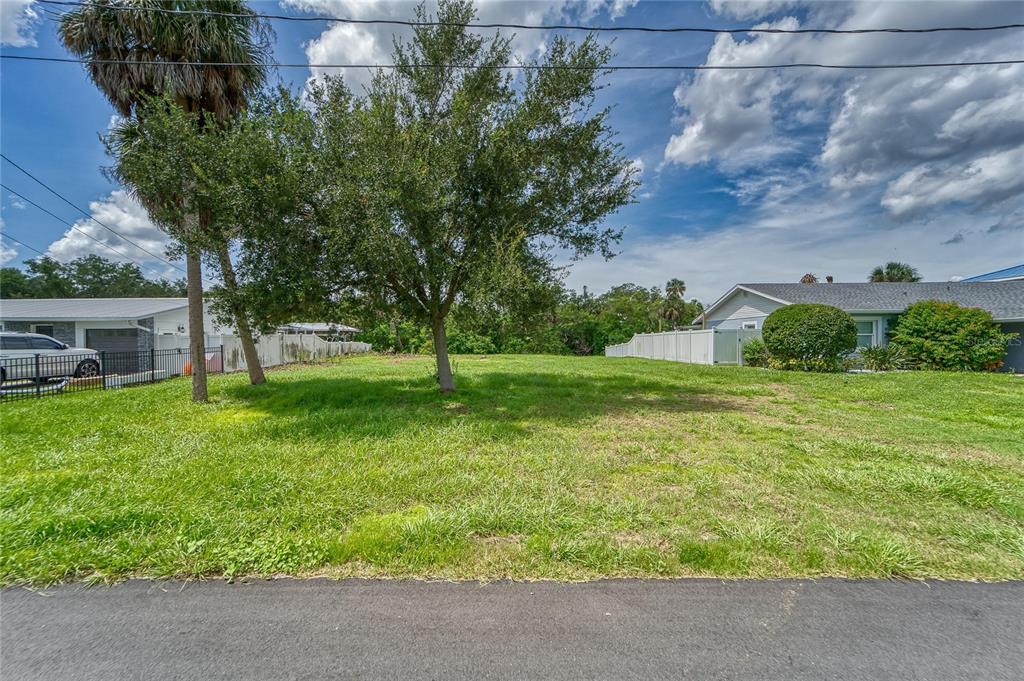 BAY DRIVE, GIBSONTON, FL — photo 3 of 30
