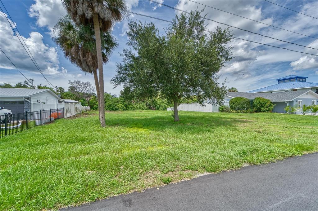BAY DRIVE, GIBSONTON, FL — photo 5 of 30