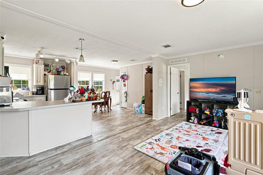 20967 NW 250TH STREET, OKEECHOBEE, FL — photo 4 of 30