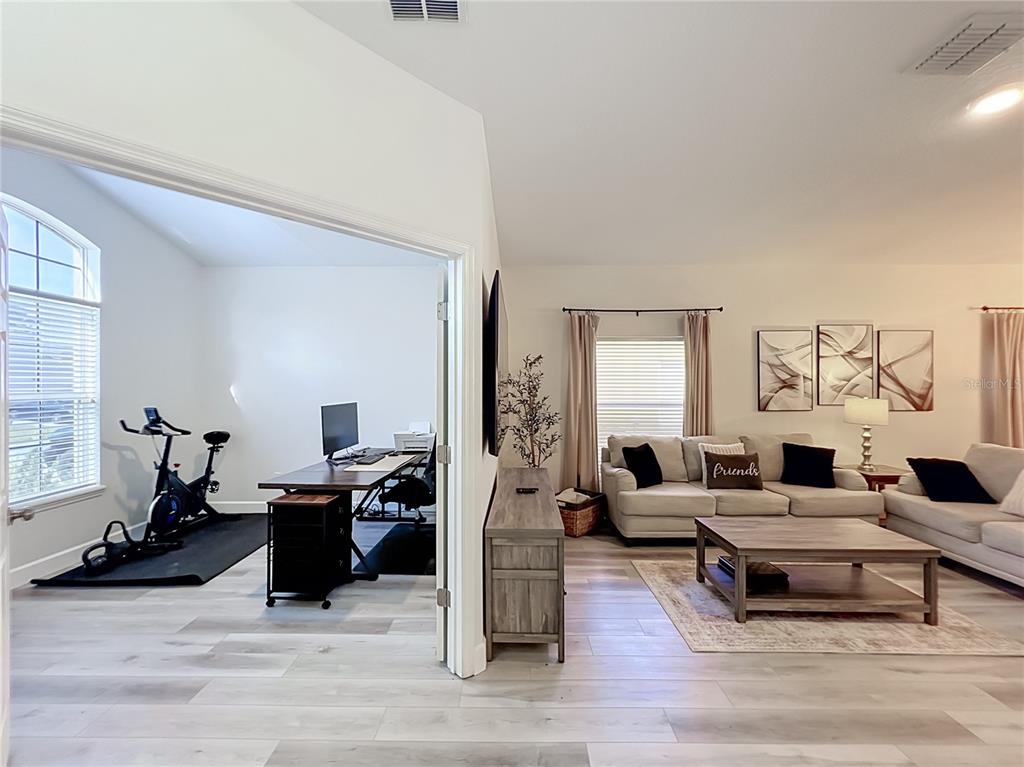 2271 CRYSTAL FALLS WAY, ORLANDO, FL — photo 4 of 30