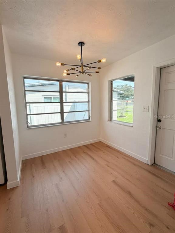 3203 W IVY STREET, TAMPA, FL — photo 5 of 19